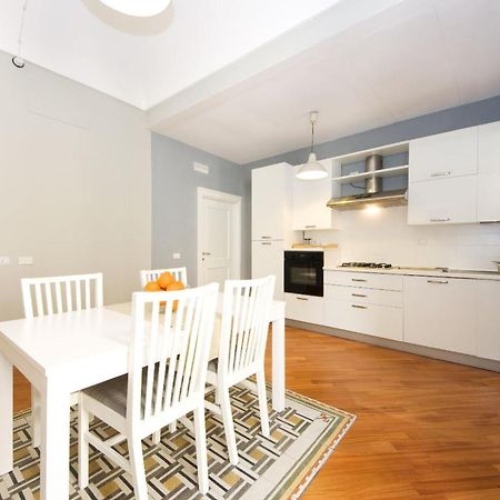 Ortigia Guest House Casa Flora سيراكوزا الغرفة الصورة